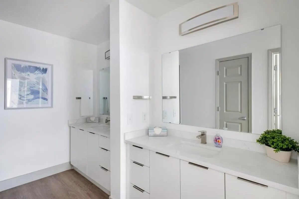 4B 3Ba Premium Family Apartment With Gym Charlotte