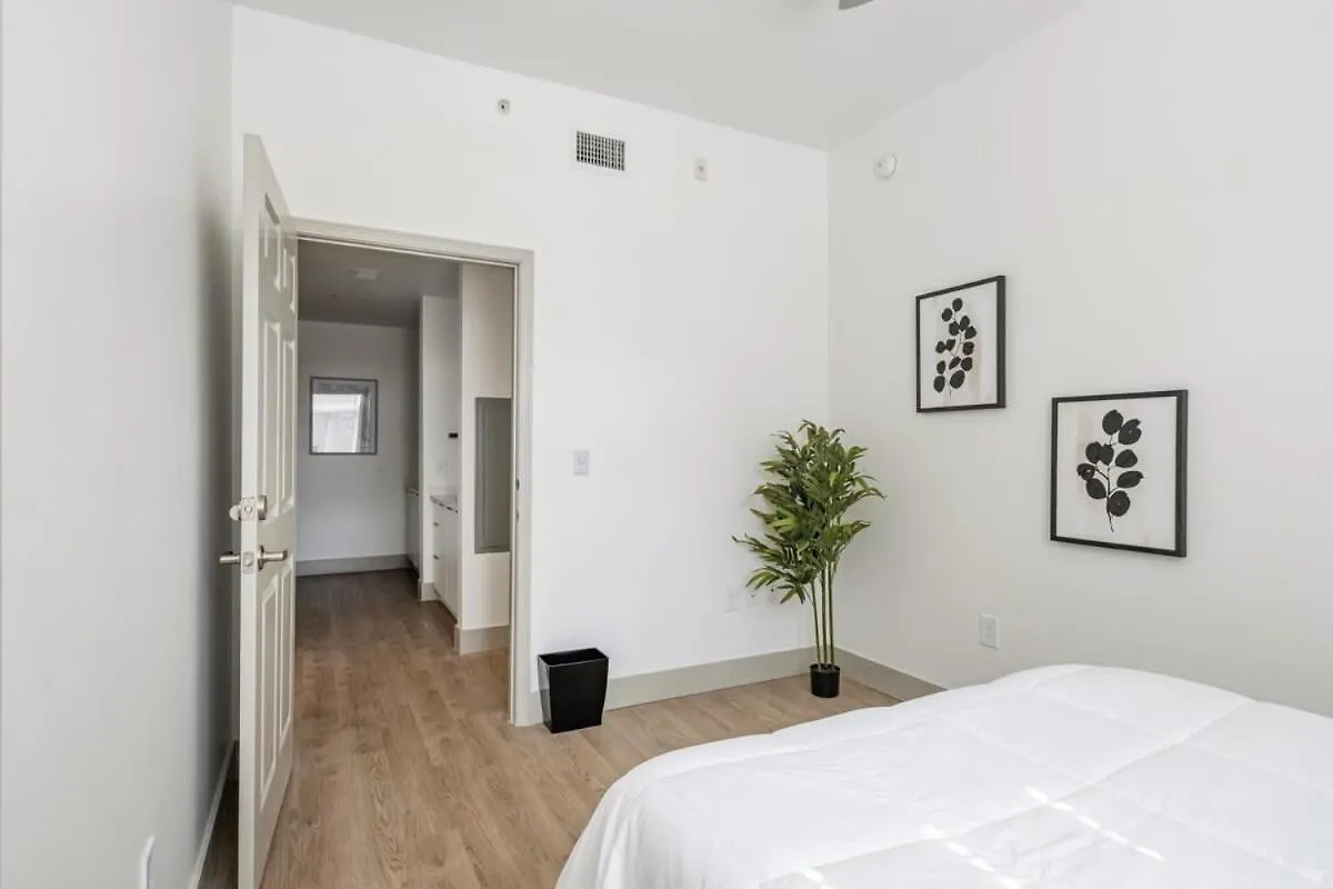 4B 3Ba Premium Family Apartment With Gym Charlotte