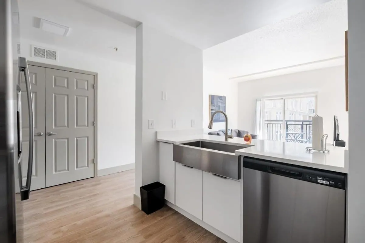 4B 3Ba Premium Family Apartment With Gym Charlotte USA