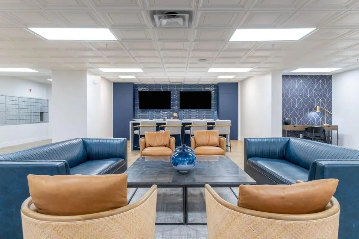 4B 3Ba Premium Family Apartment With Gym Charlotte