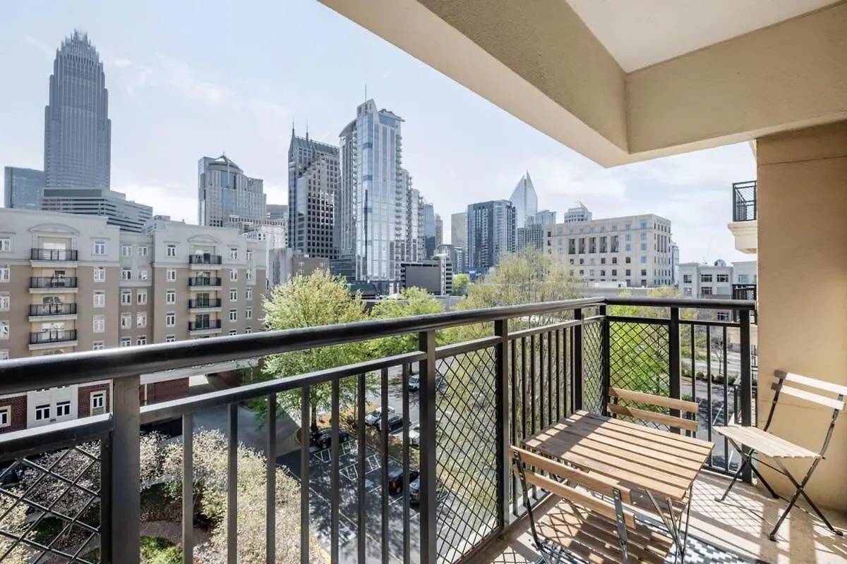 4B 3Ba Premium Family Apartment With Gym Charlotte